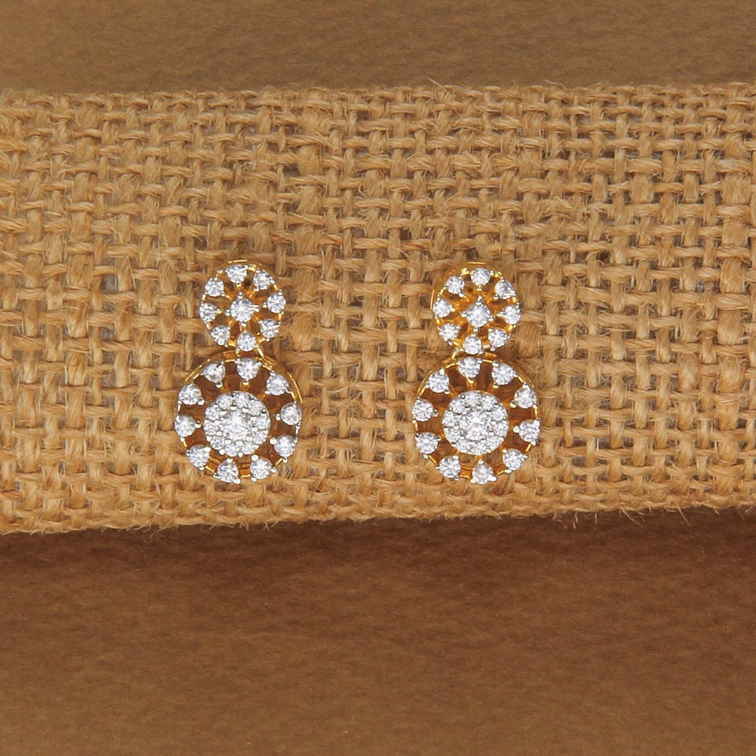 Glittering Avikam Short Necklace Set