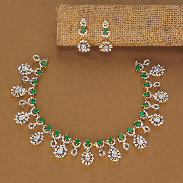 Admirable Avikam Short Necklace Set