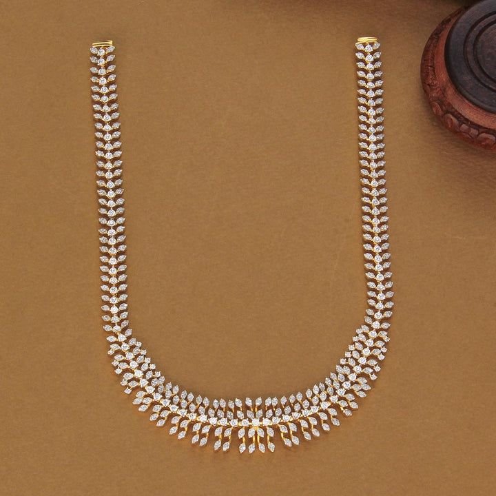 Blissful Avikam Short Necklace