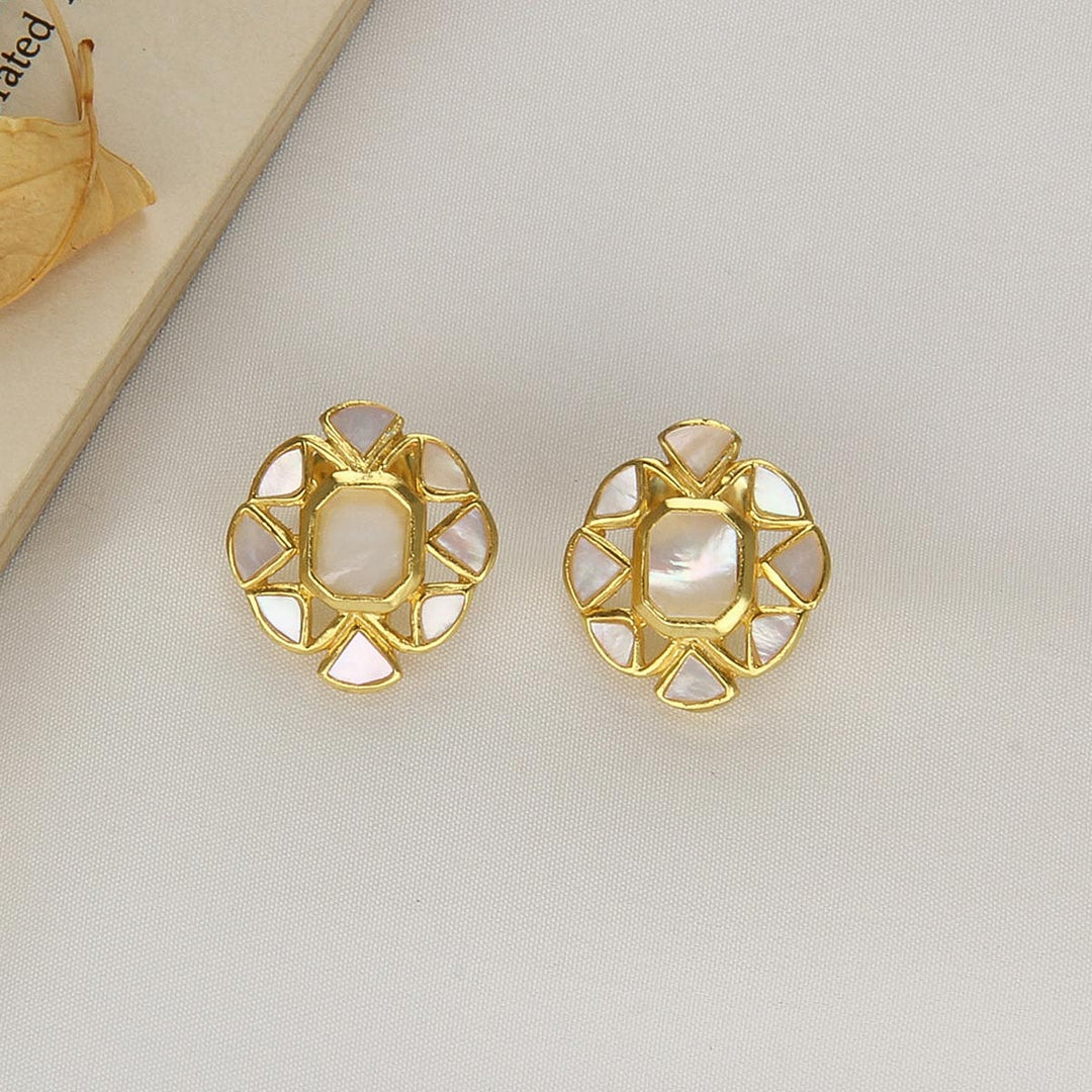 Nethra Choker Necklace Set