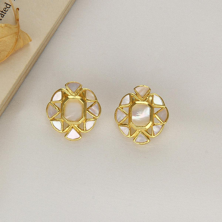 Nethra Choker Necklace Set