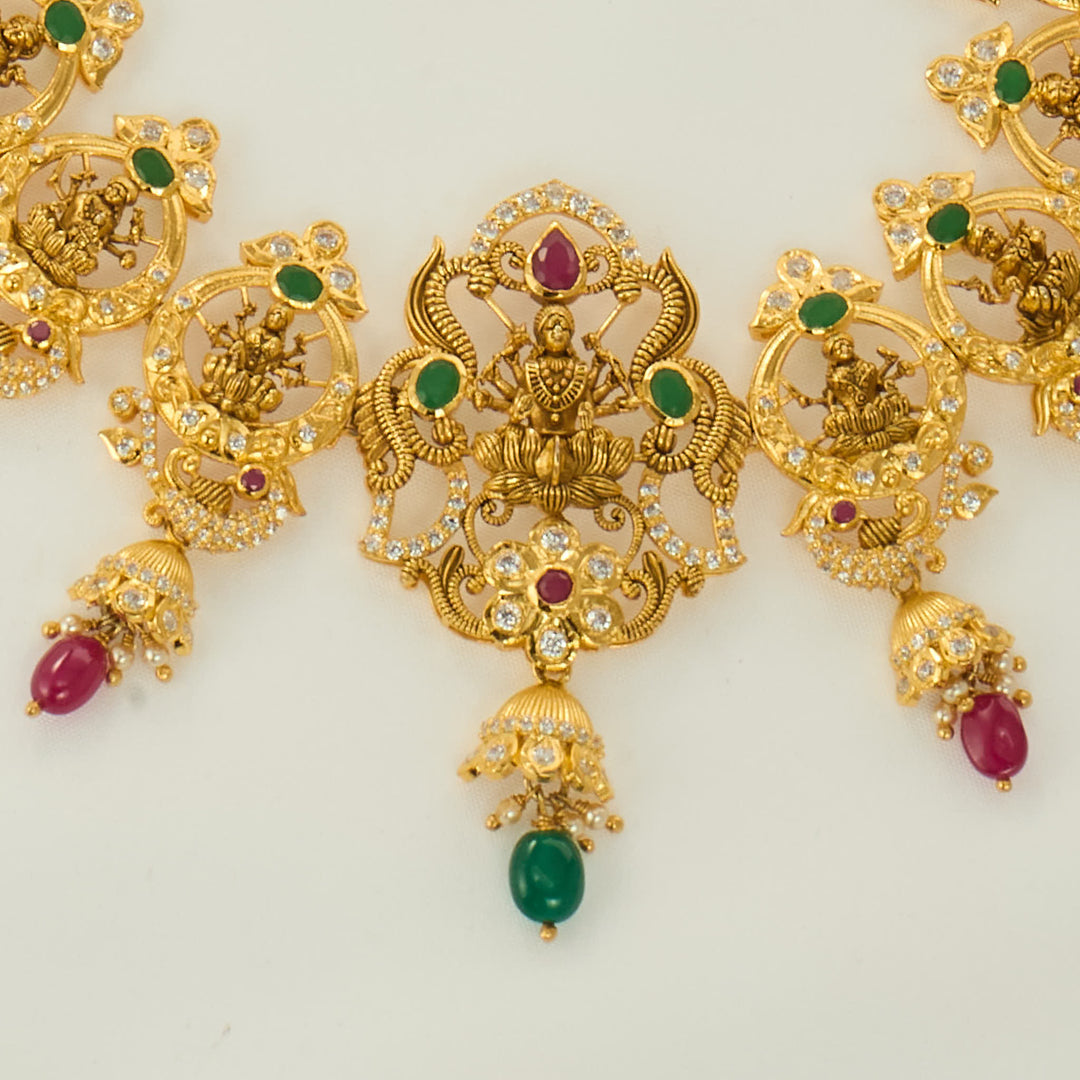 Dhriya Short Necklace Set