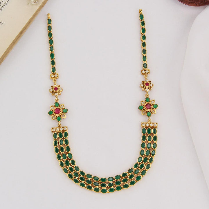 Lekshana Reversible Short Necklace