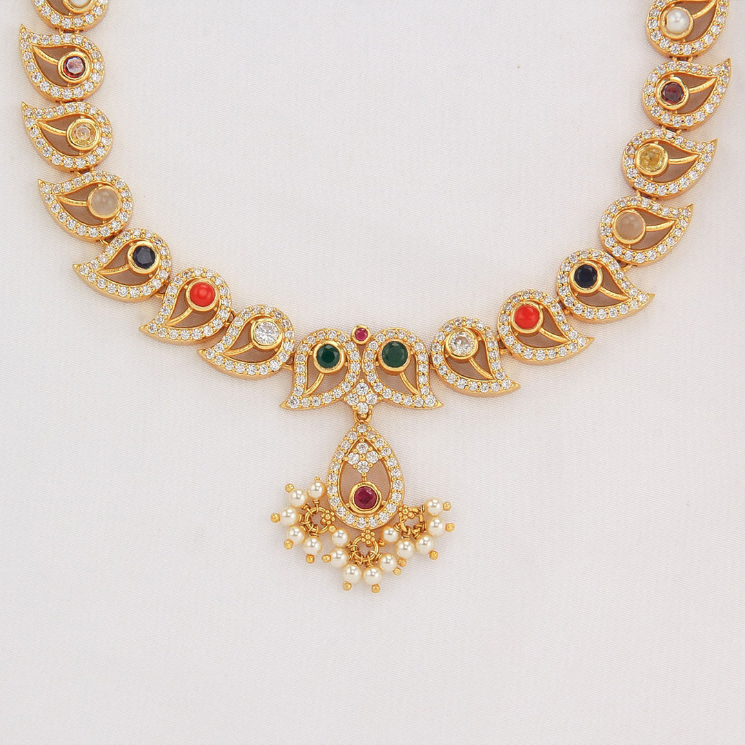 Nithra Stone Short Necklace