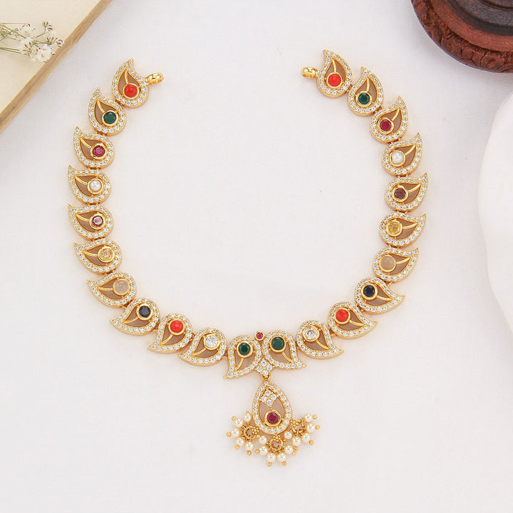 Nithra Stone Short Necklace