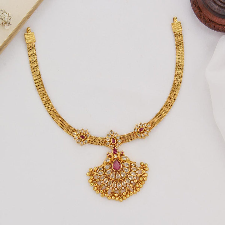 Yadavi Stone Short Necklace