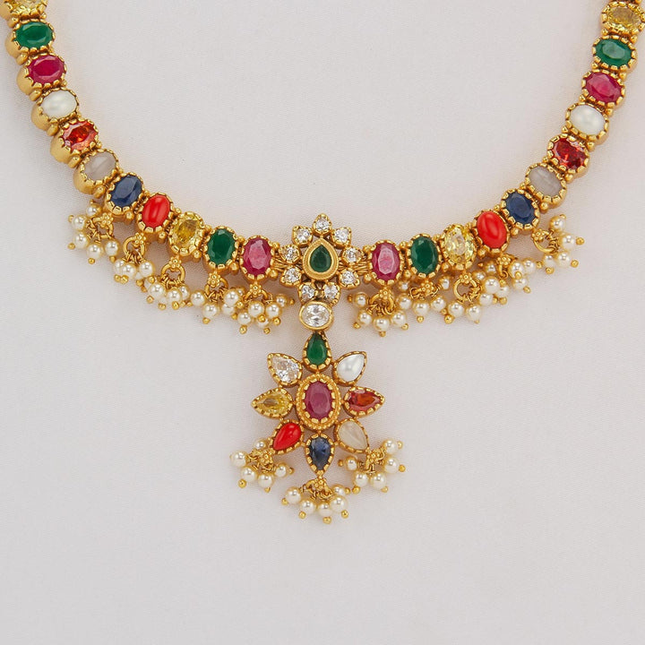 Elegance Attigai Reversible Short Necklace