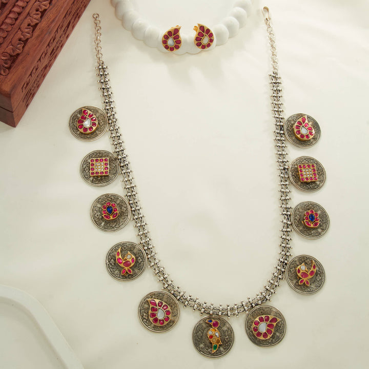 Chic & Glow Long Necklace Set