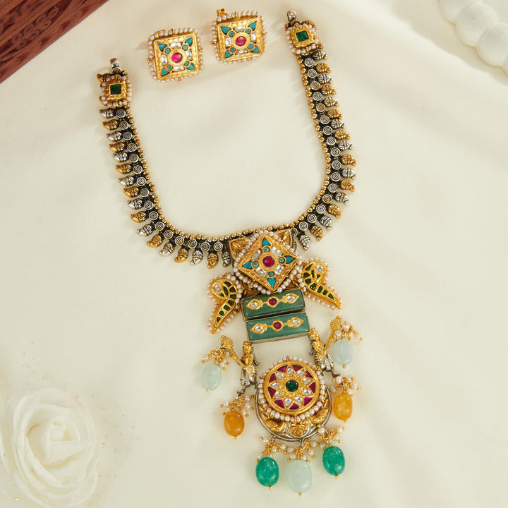 Dual Shine Short Necklace Set