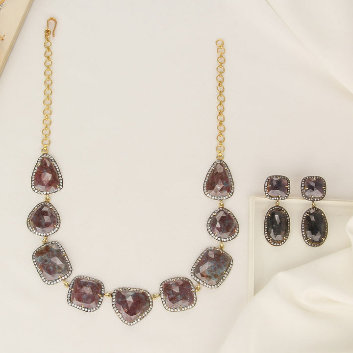 Dhivisha Boho Short Necklace Set