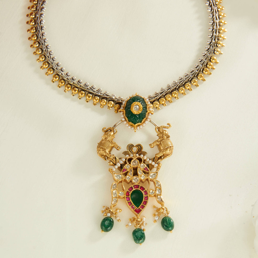 Aravika Boho Short Necklace Set