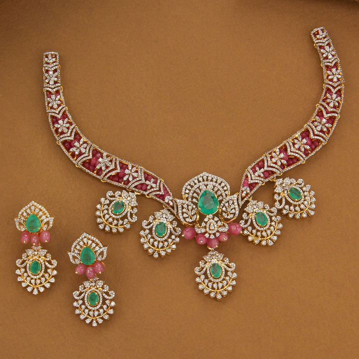 Admirable Avikam Short Necklace Set