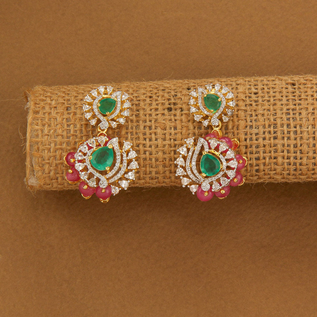 Stunning Avikam Short Necklace Set