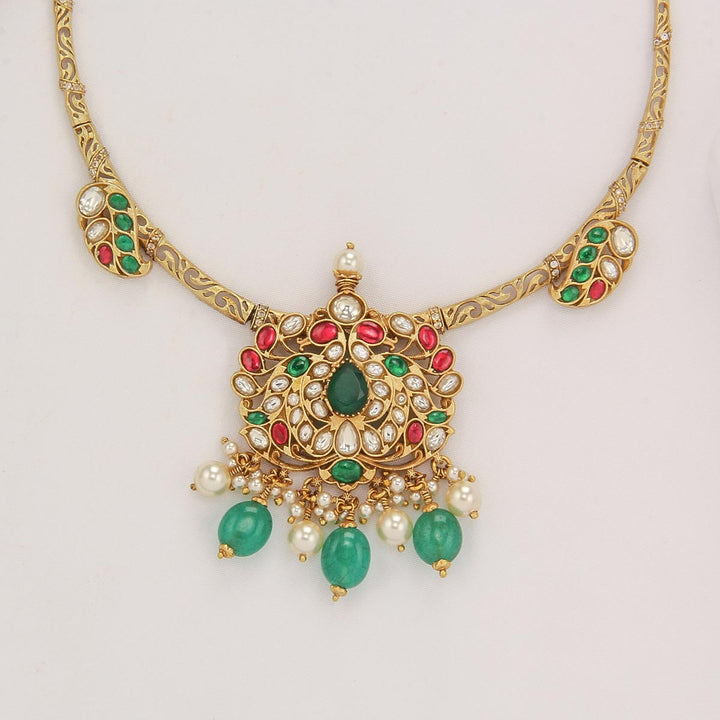 Hasli Short Necklace