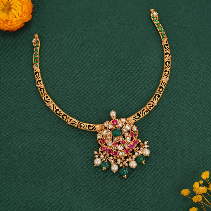 Dhriti Kundan Short Necklace