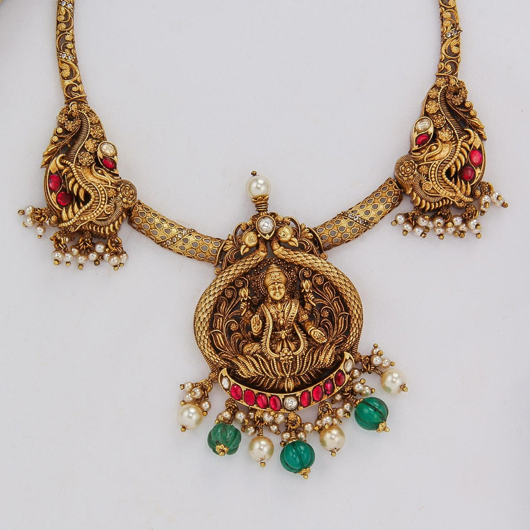 Traditional Hasli Short Necklace