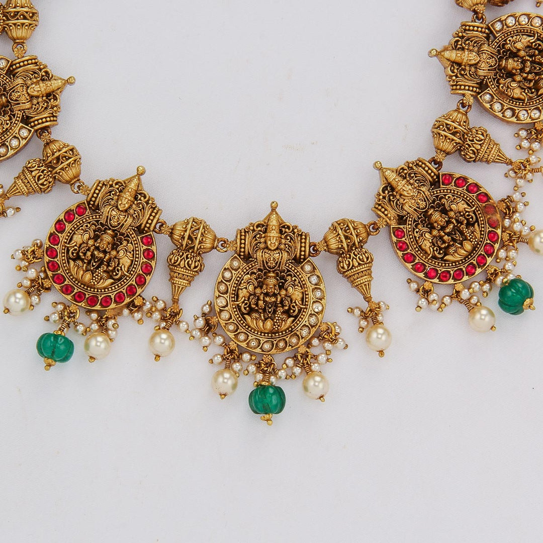 Aishvika Nagas Short Necklace