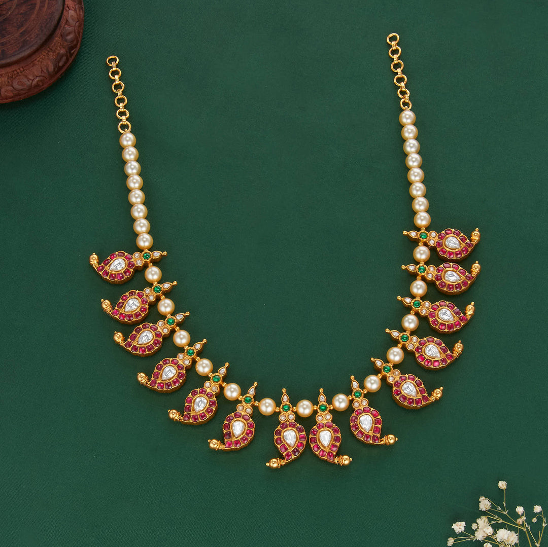 Nishikha Reversible Short Necklace