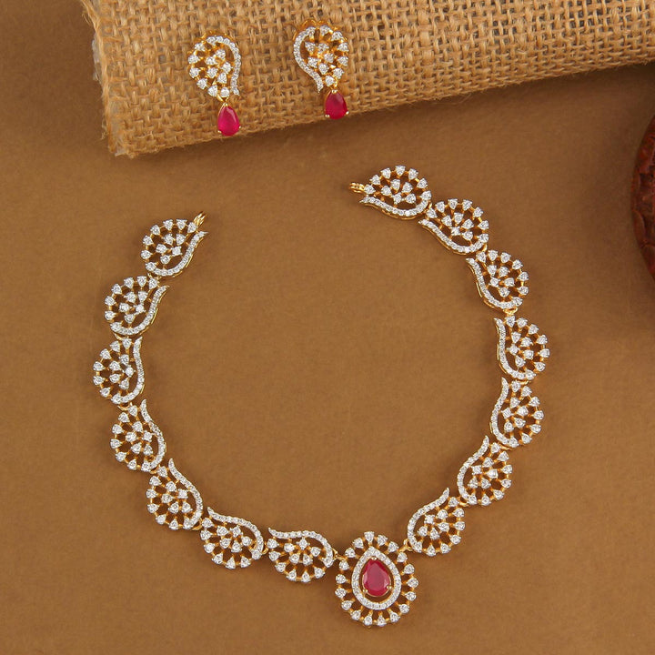 Sithara Avikam Short Necklace Set