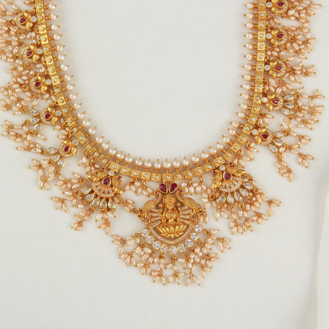 Kashvi Guttapusalu Long Necklace Set