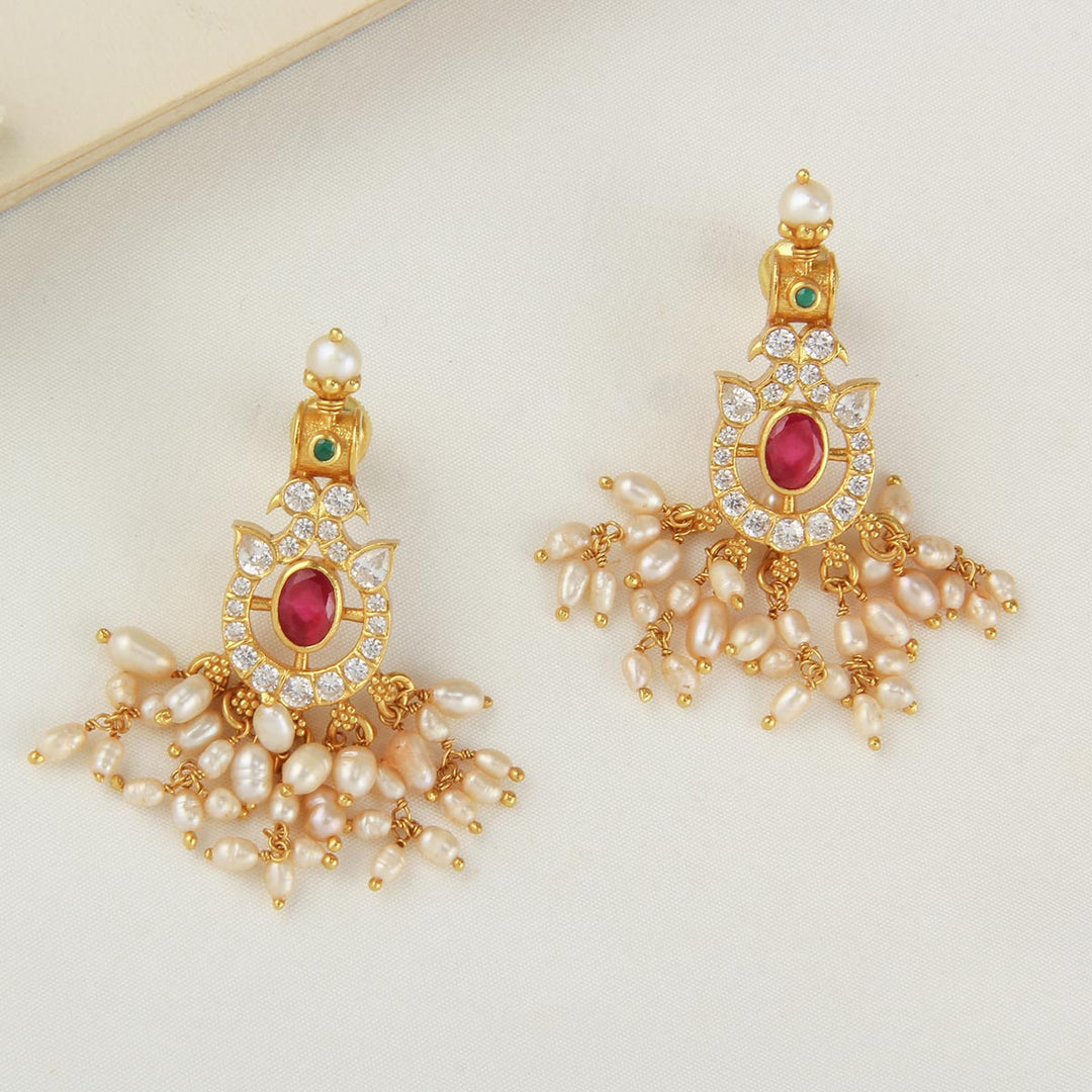 Vithruka Guttapusalu Long Necklace Set