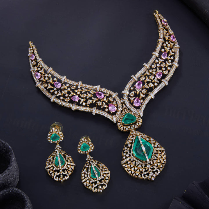 Shinning Charm Victorian Short Necklace Set