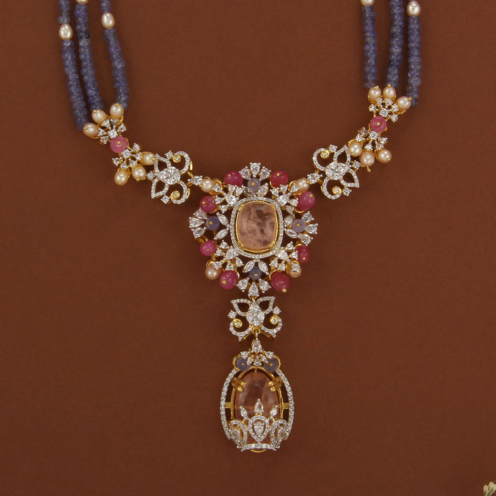 Mesmerizing Avikam Long Necklace Set