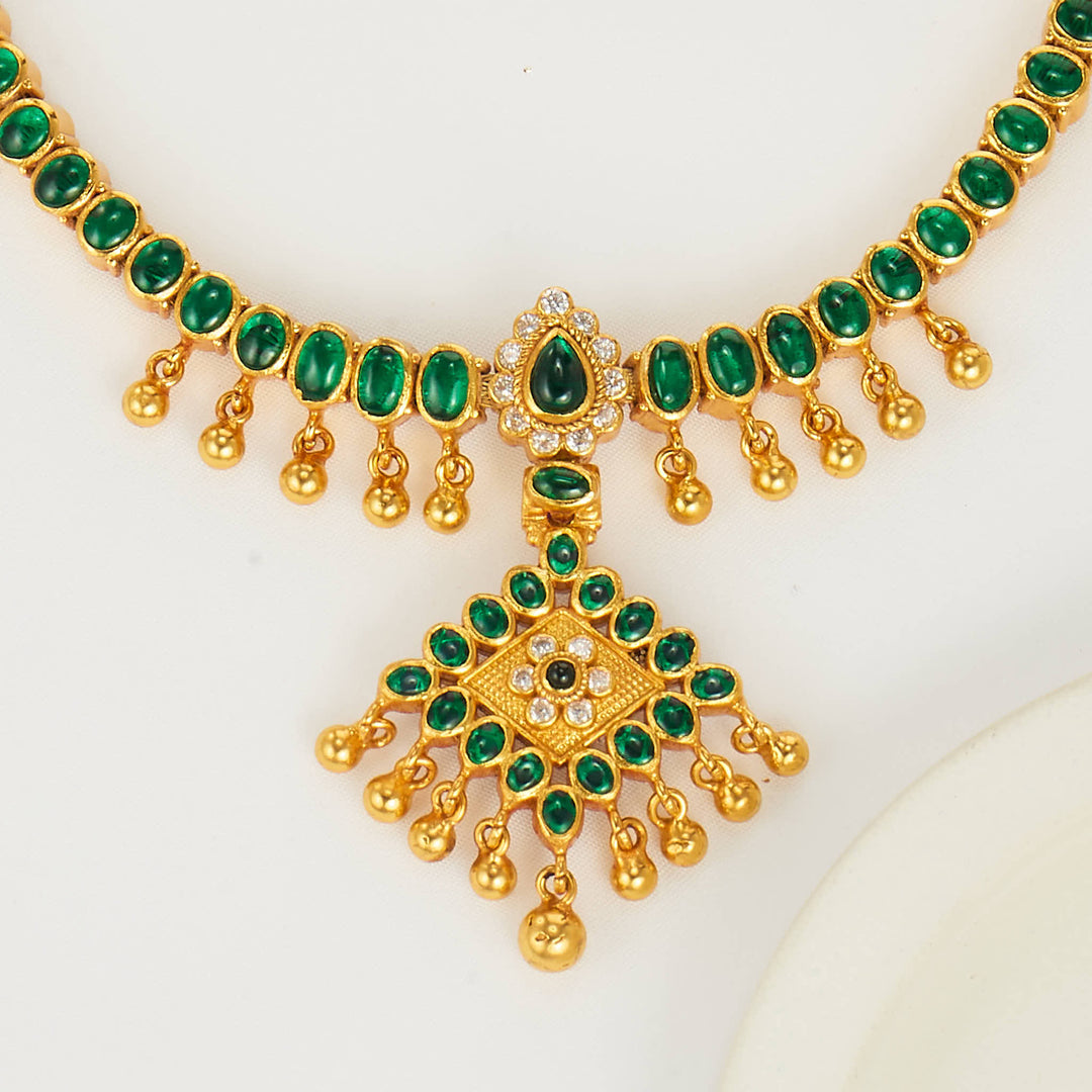 Shivya Reversible Short Necklace