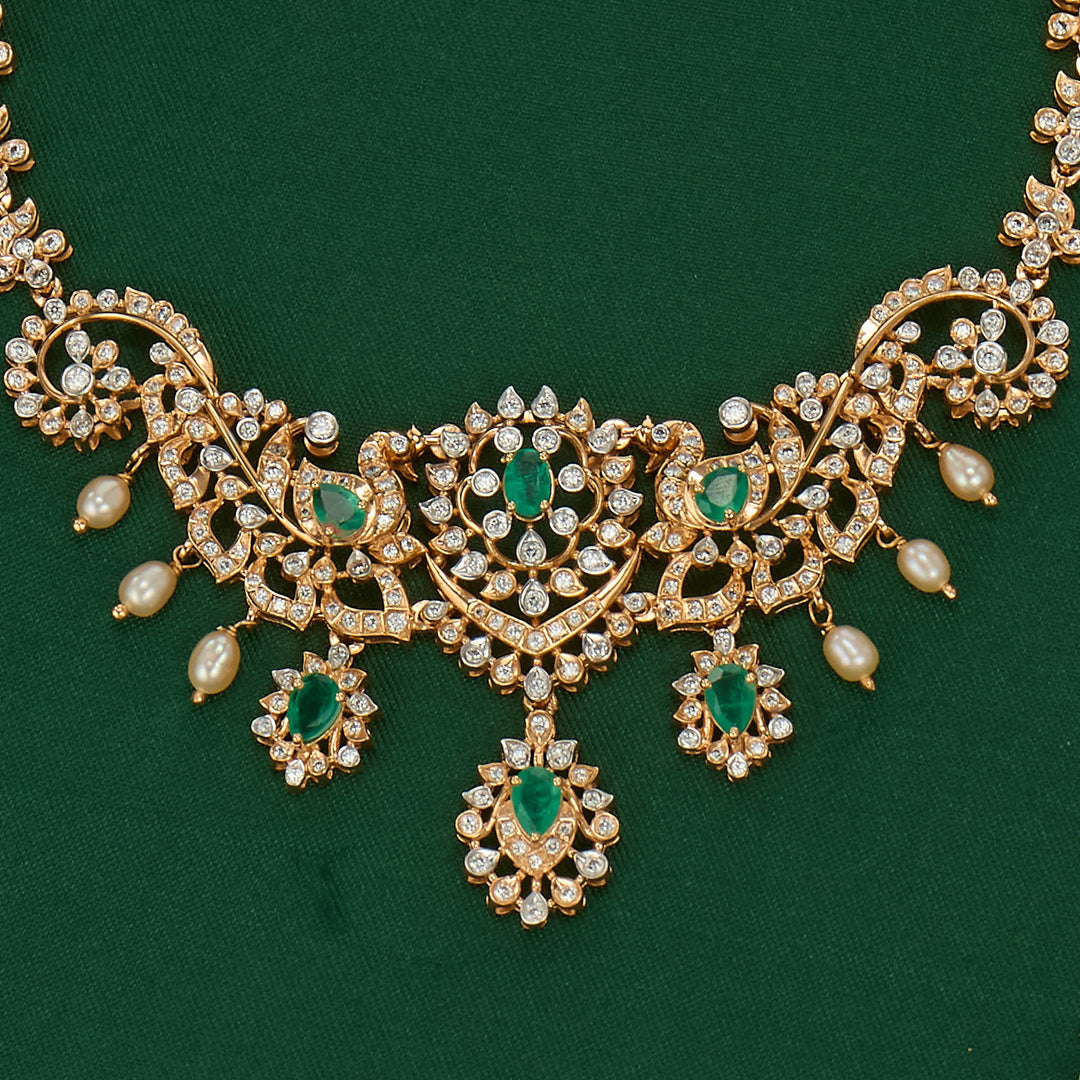 Aadhya Short Necklace Set
