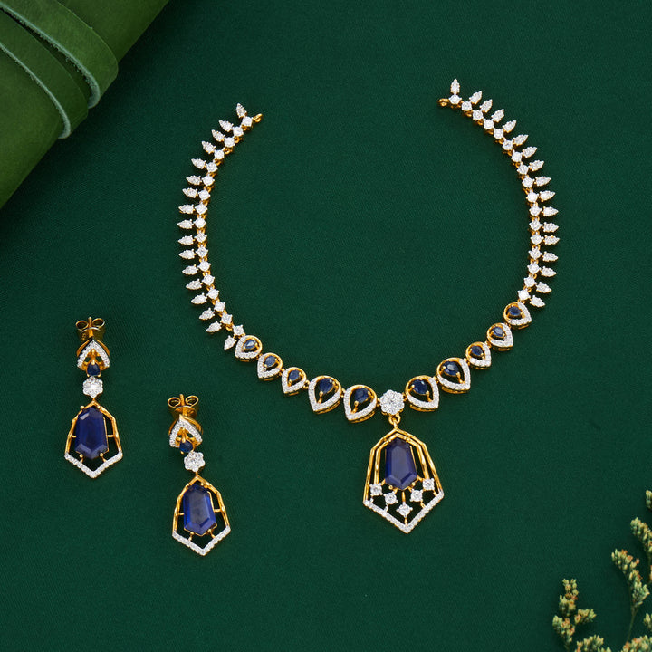 Hesika Short Necklace Set