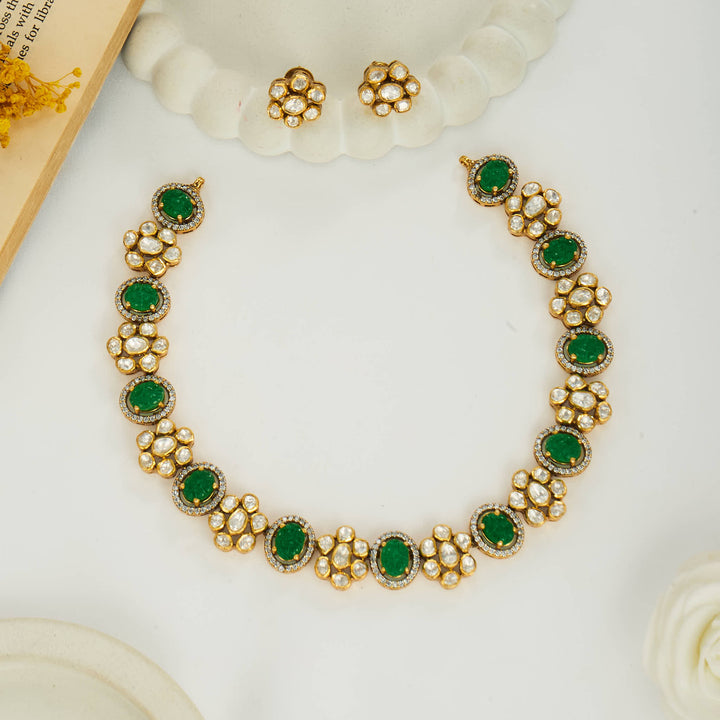 Vibrant Green Short Necklace Set