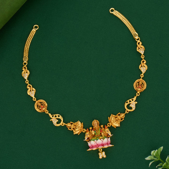 Amazing 3D Spl Short Necklace