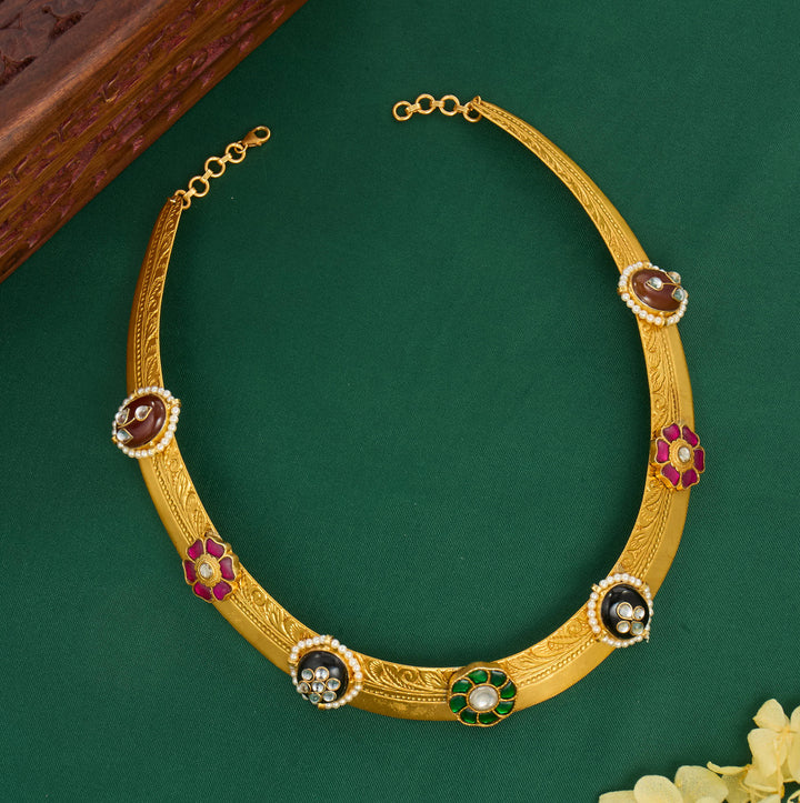 Unique catchy Hasli Necklace