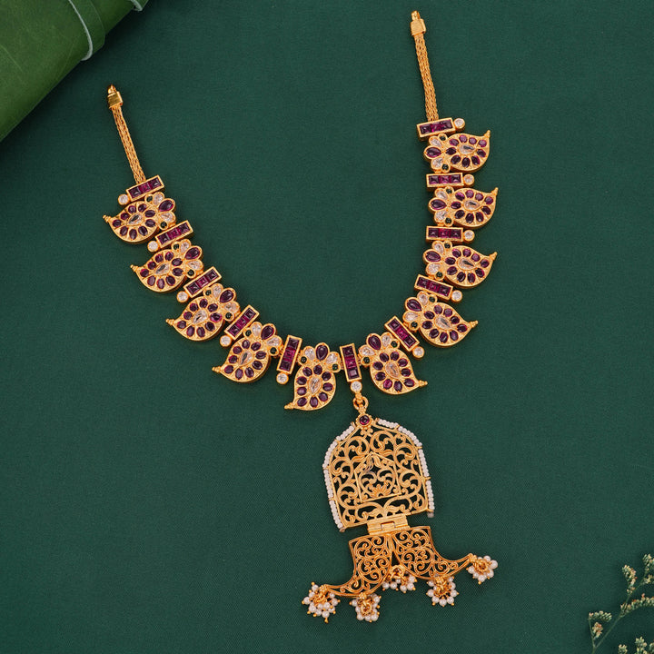 Arvika Stone Short Necklace