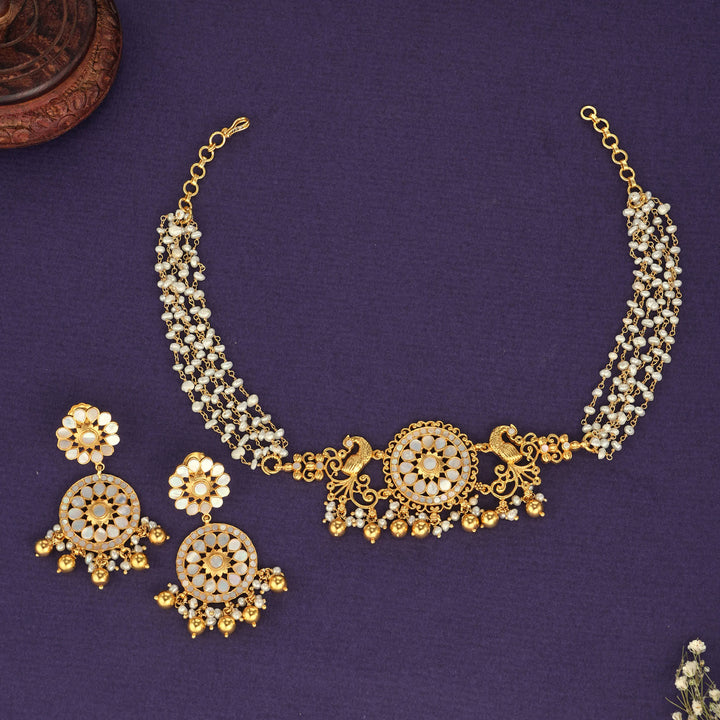 Aryvika Choker Necklace Set