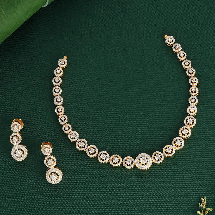 Aarna Short Necklace Set