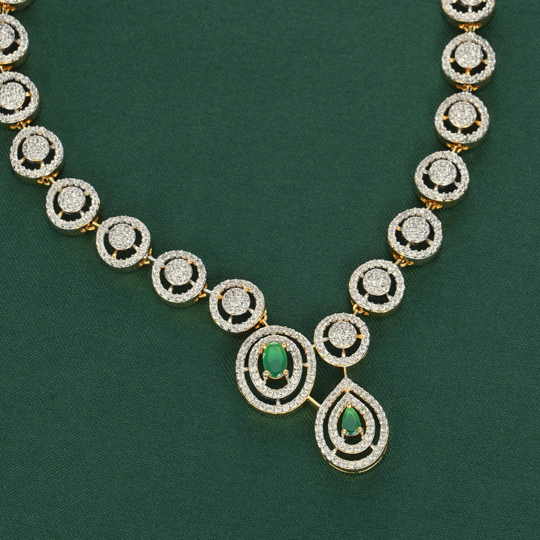 Vihana Short Necklace Set