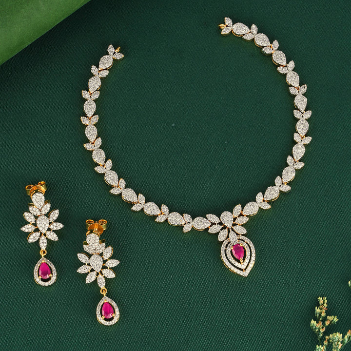Ishmira Short Necklace Set