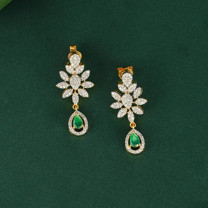 Vikasa Short Necklace Set