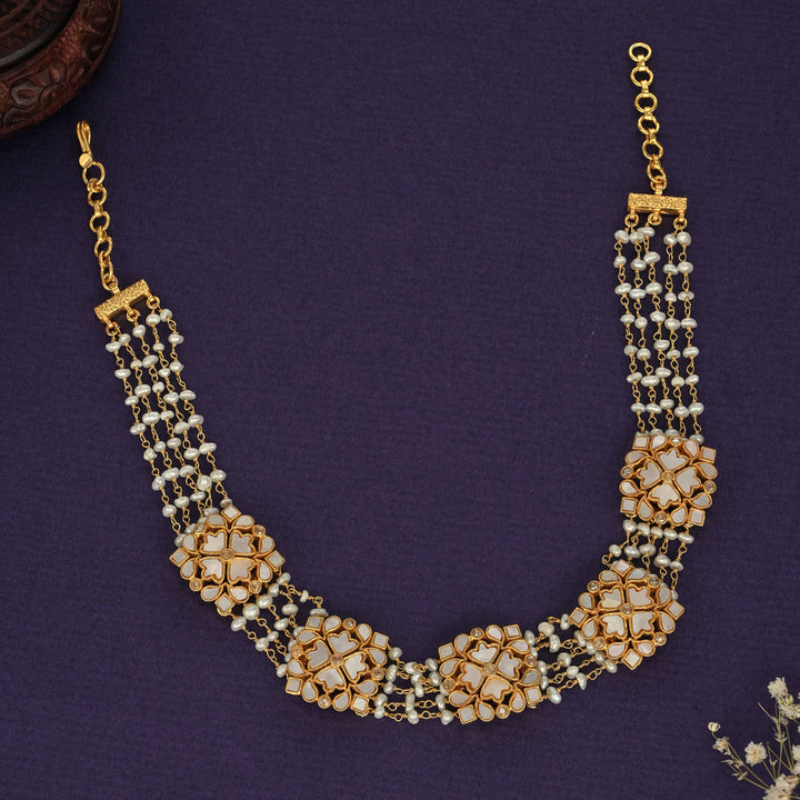 Virshika Choker