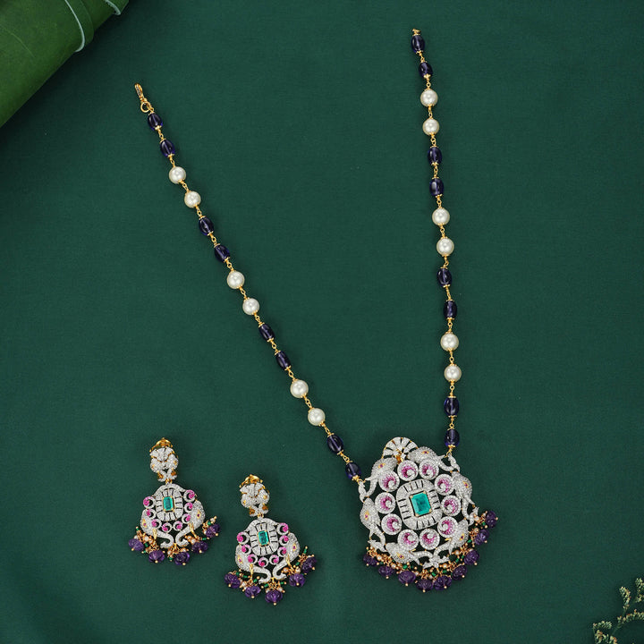 Ellen Avikam Long Necklace Set