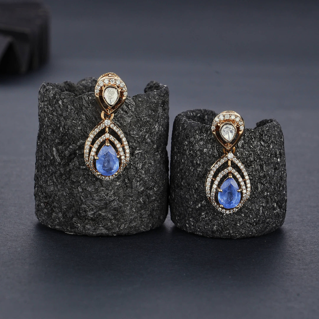 Anvikha Short Necklace Set