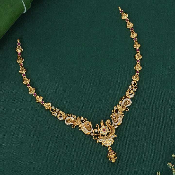 Ferinka Short Necklace