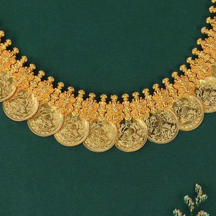 Flawless Nagas Kaasu Maalai Necklace