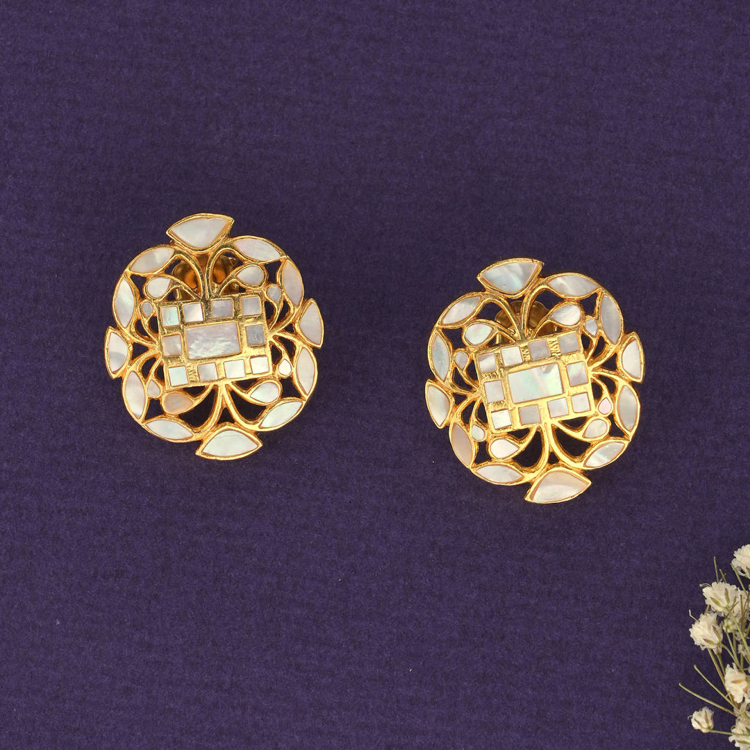 Enchanting Short Necklace Set