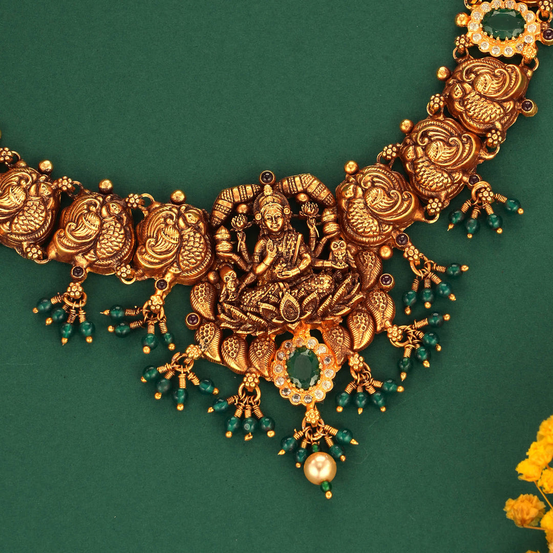 Viditha Nagas Short Necklace