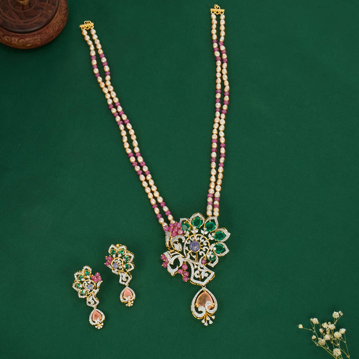 Enchanting Avikam Long Necklace Set