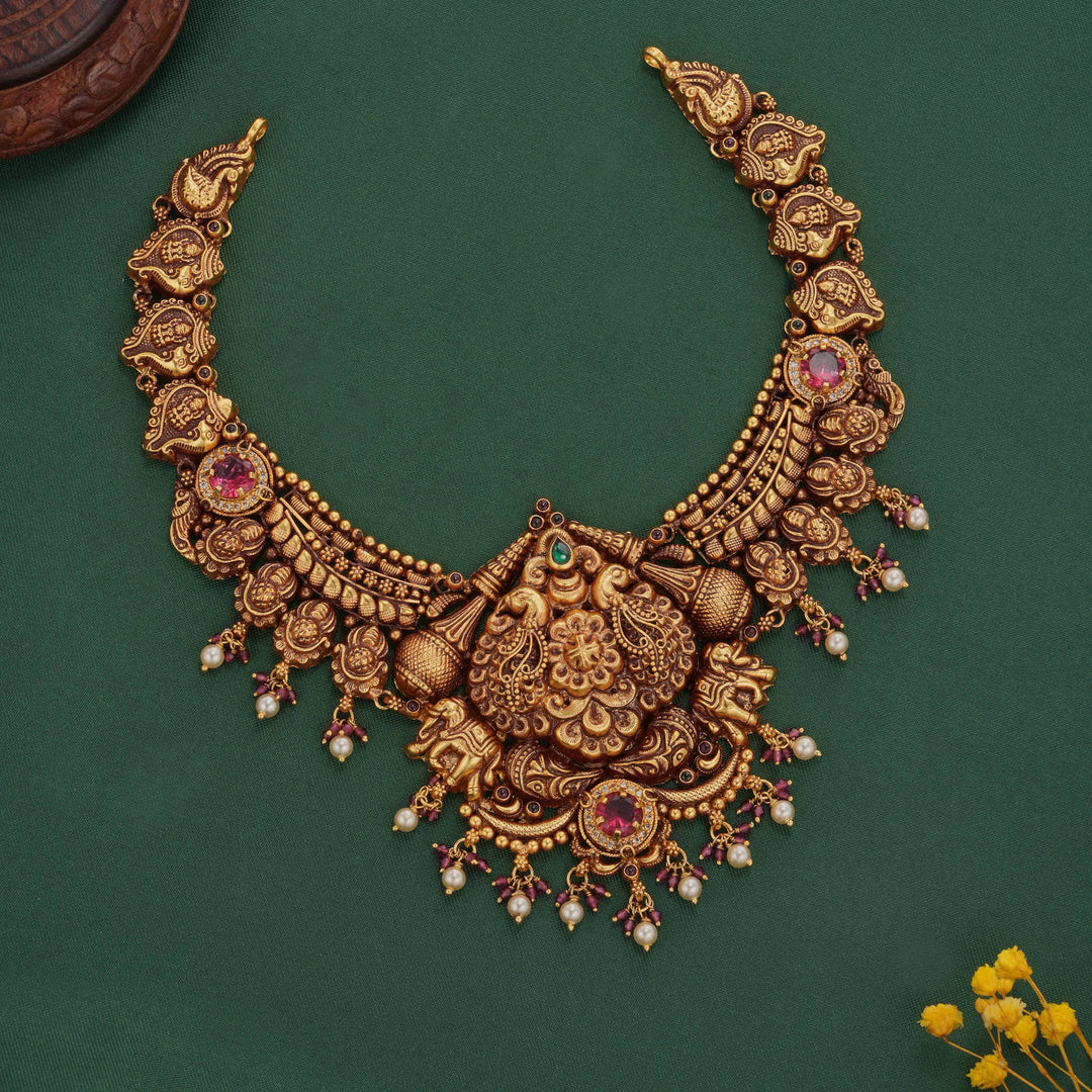Gorgeous Nagas Short Necklace