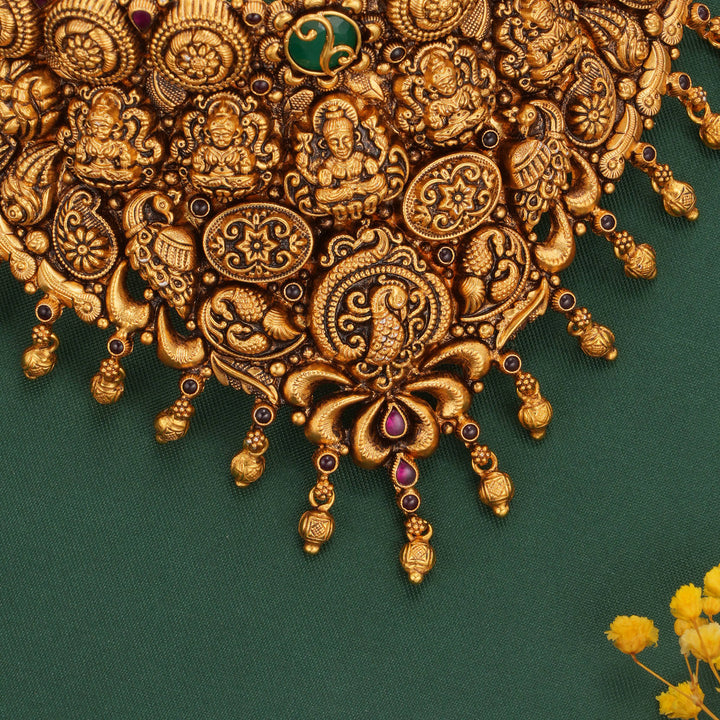 Grandeur Nagas Choker