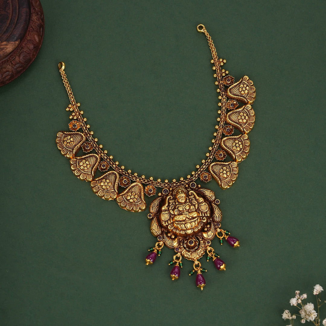 Shashvitha Nagas Short Necklace